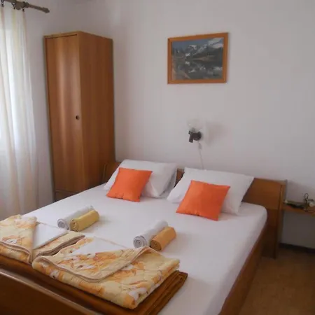 Apartment Ivo - With Terrace